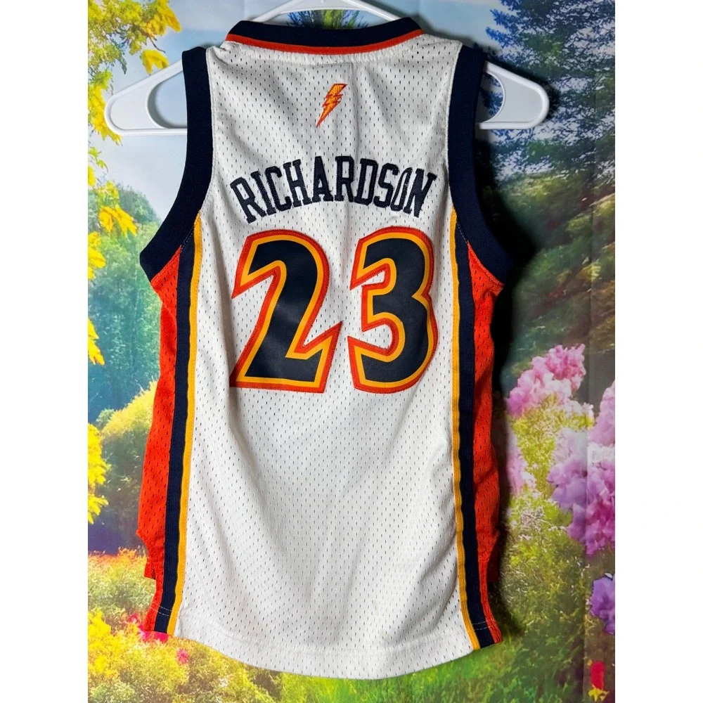 Reebok throwing it